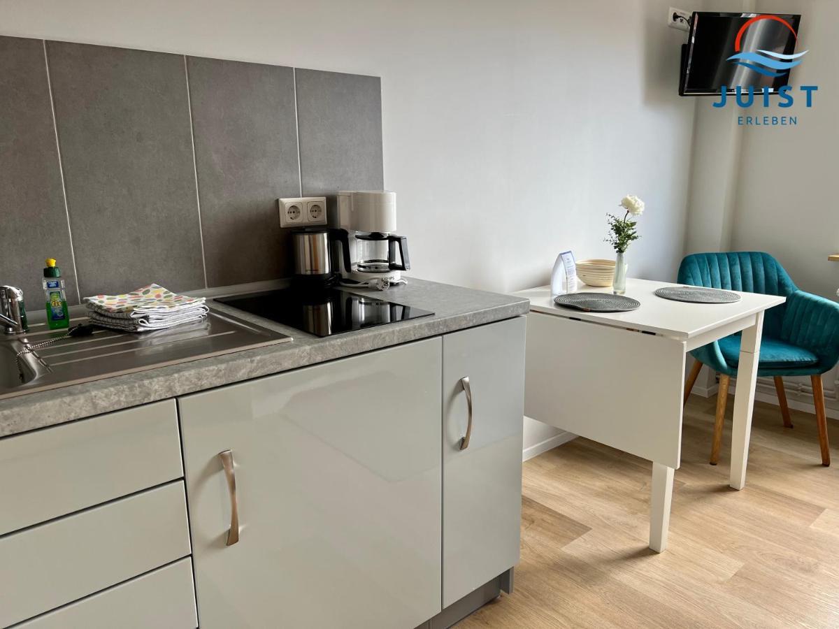 Haus Ahoi 220 - Wohnung Kleine Kajuete Juist Exteriör bild