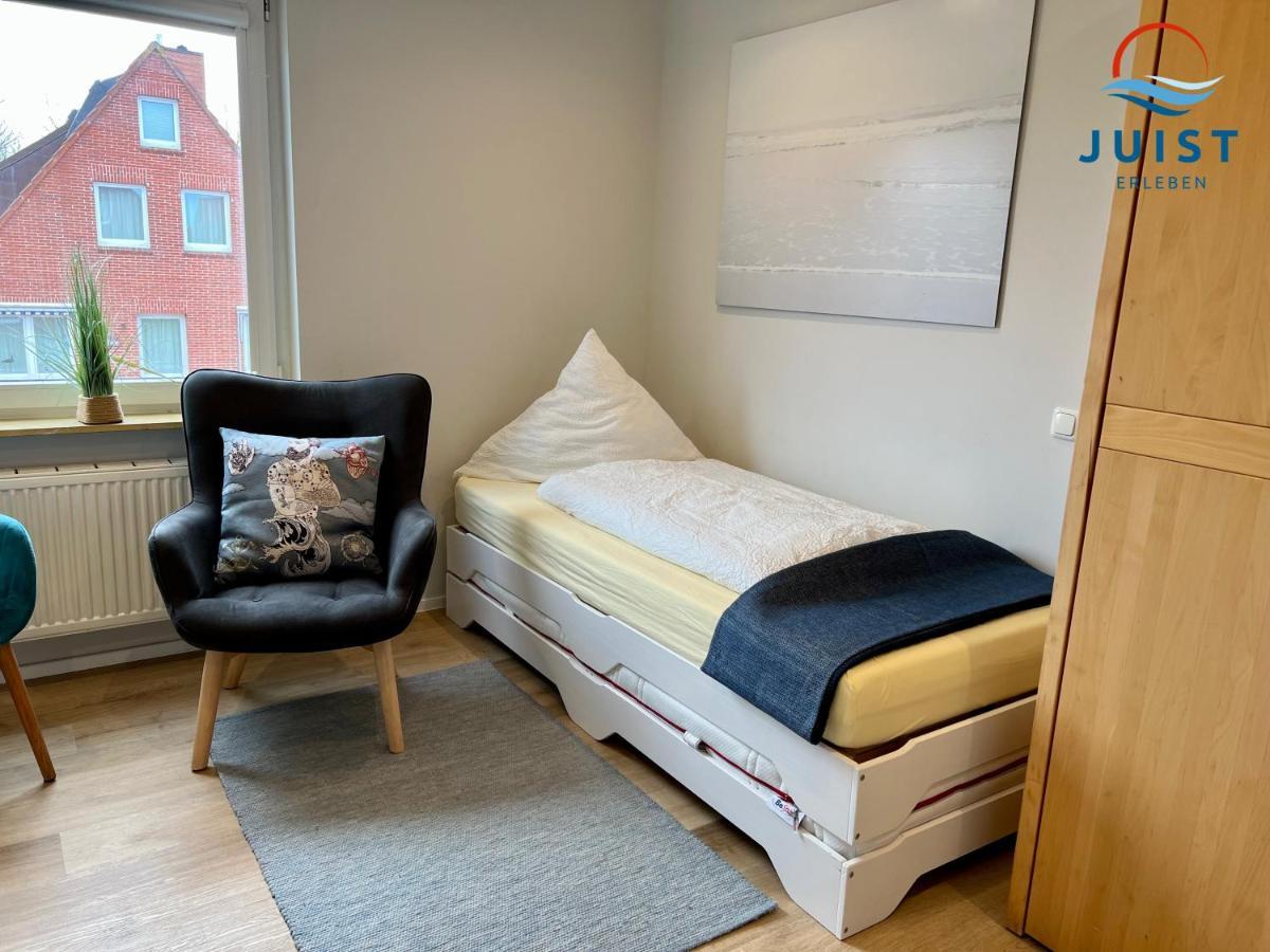 Haus Ahoi 220 - Wohnung Kleine Kajuete Juist Exteriör bild
